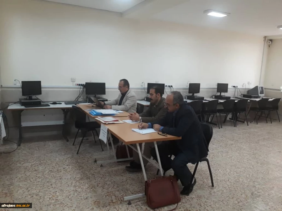 جلسه تعیین صلاحیت اساتید دانشکده فنی شهید رجایی شیراز
 دی ماه 1397 2