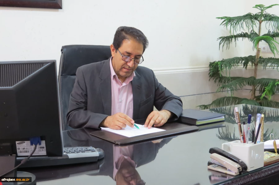 پیام تبریک ریاست محترم دانشکده به مناسبت سال نو 4