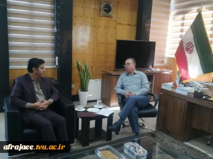 دیدار دکتر رحیم امین زاده رئیس دانشکده فنی و حرفه ای شهید رجایی شیراز با دکتر افکاری رئیس سازمان برنامه و بودجه استان فارس 2