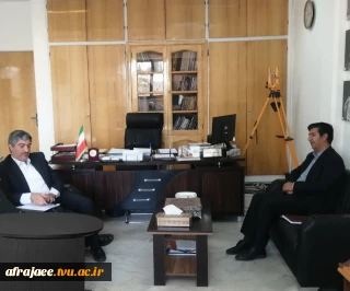 دیدار دکتر رحیم امین زاده رئیس دانشکده فنی و حرفه ای شهید رجایی شیراز با دکتر جمشیدی مدیرکل دفتر فنی استانداری فارس