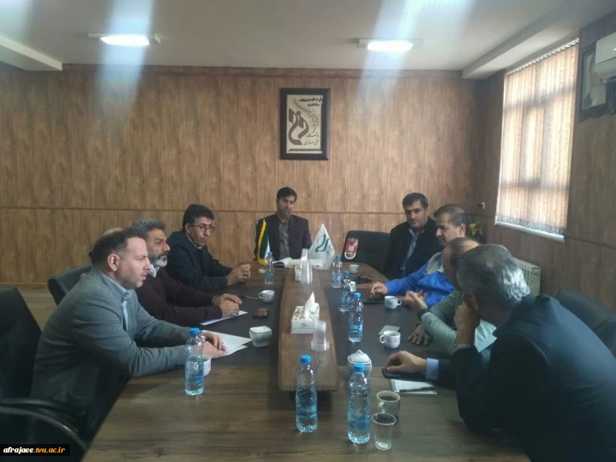 تفاهم نامه بین دانشگاه فنی و حرفه ای ستان فارس و شرکت ایساکو 4