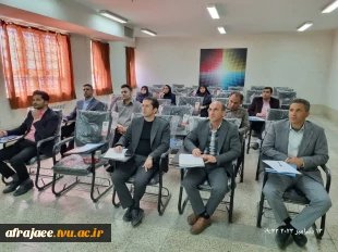 مراسم تجلیل از پژوهشگران برتر سال 1402 دانشگاه فنی و حرفه‌ای استان فارس 10