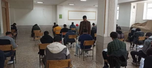حضور ریاست محترم دانشکده در جلسه امتحانات  2