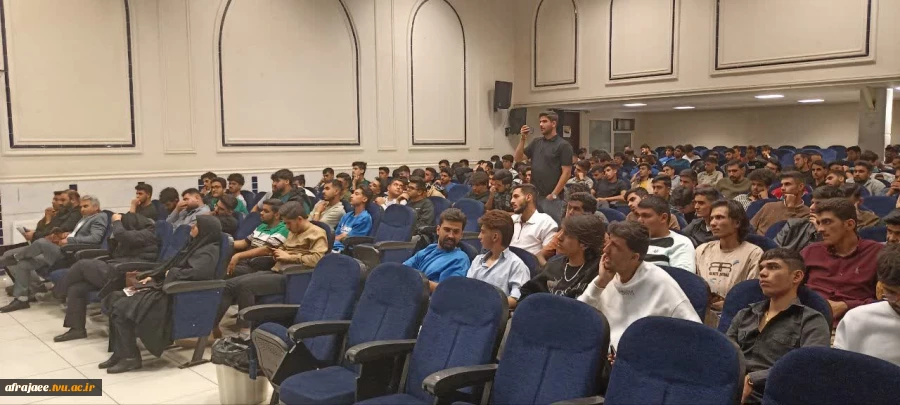 برگزاری جلسه توجیهی دانشجویان نوورود در دانشکده ملی مهارت شهید رجایی شیراز 5